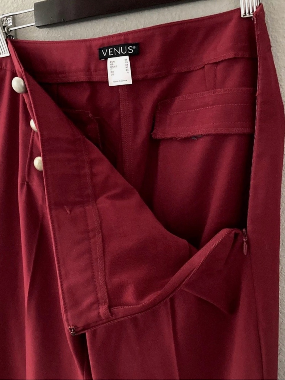 VENUS Sailor-Button High-Waist Pants in Deep Red - Picture 5 of 7